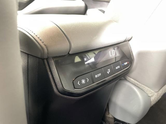 2024 Toyota Highlander Vehicle Photo in GILBERT, AZ 85297-0402