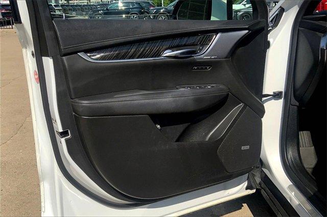 2021 Cadillac XT6 Vehicle Photo in KANSAS CITY, MO 64114-4545