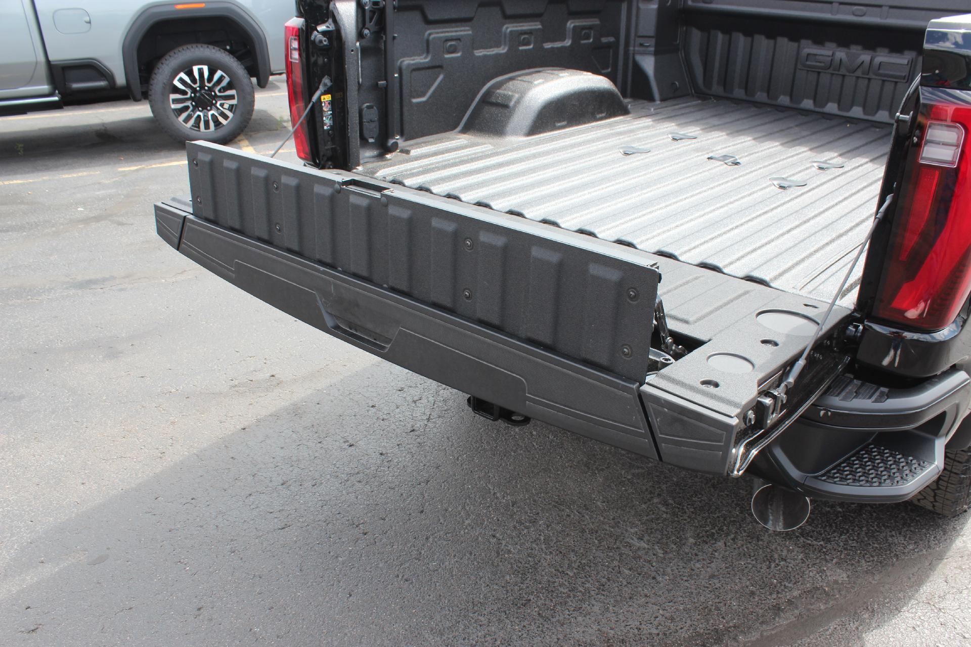 2025 GMC Sierra 2500 HD Vehicle Photo in AURORA, CO 80012-4011
