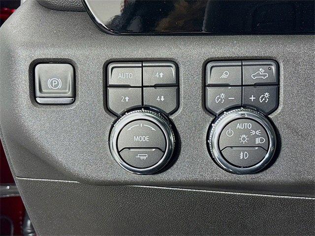 2025 GMC Sierra 3500 HD Vehicle Photo in PUYALLUP, WA 98371-4149