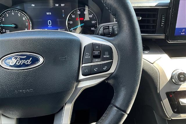 2024 Ford Explorer Vehicle Photo in Grapevine, TX 76051
