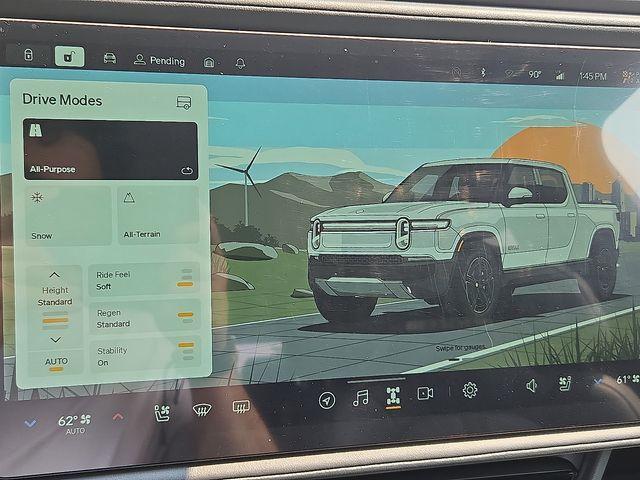 2025 Rivian R1T Vehicle Photo in WATERTOWN, CT 06795-3318