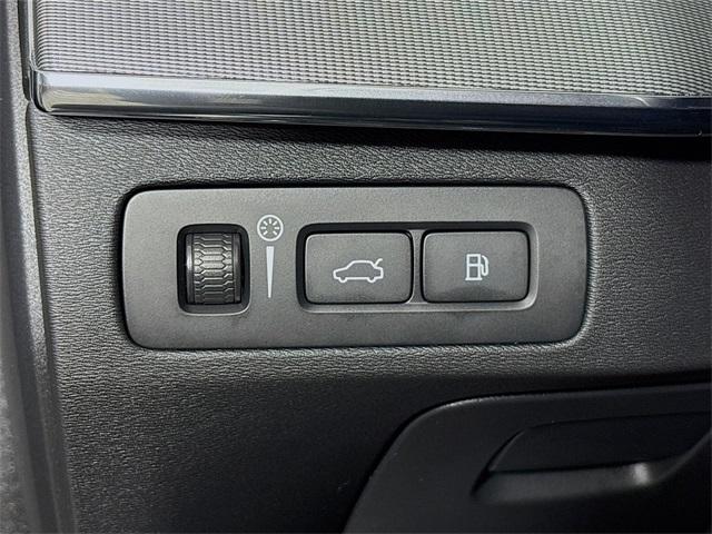 2022 Volvo XC90 Recharge Plug-In Hybrid Vehicle Photo in Puyallup, WA 98371