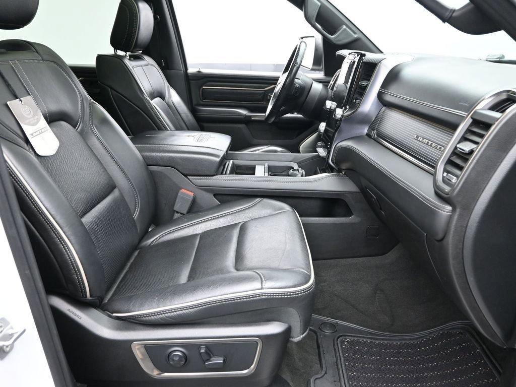 2020 Ram 1500 Vehicle Photo in Marion, IA 52302