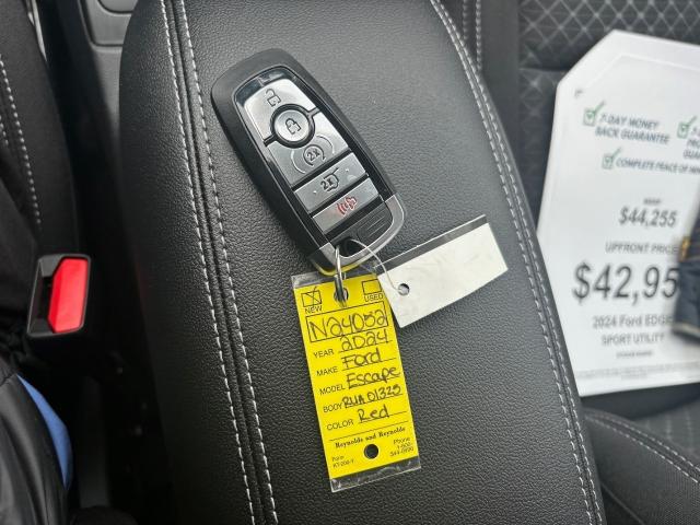 2024 Ford Escape Vehicle Photo in Neenah, WI 54956