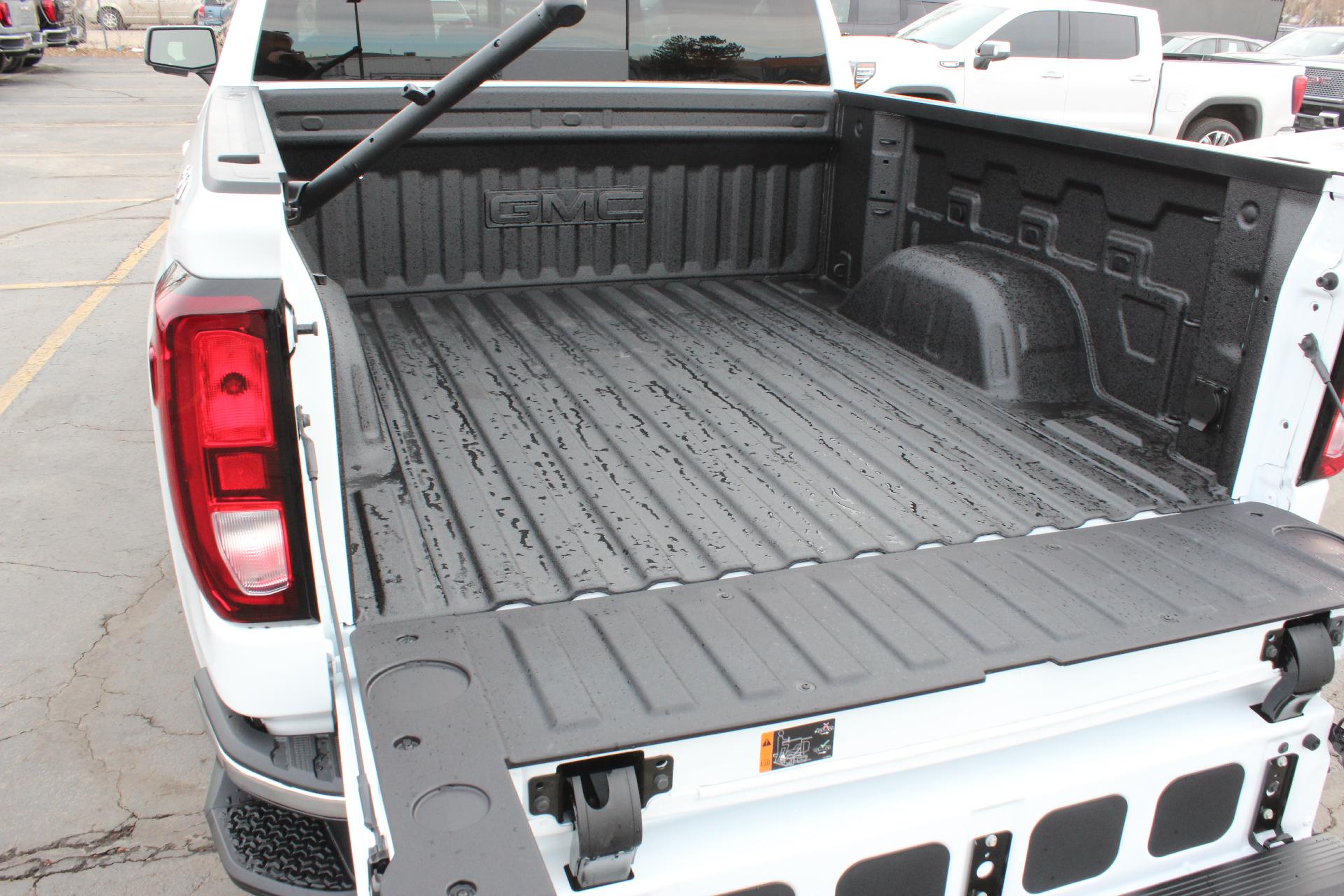2025 GMC Sierra 1500 Vehicle Photo in AURORA, CO 80012-4011
