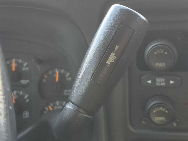 2004 GMC Sierra 1500 Vehicle Photo in BARTLETT, TN 38133-4101