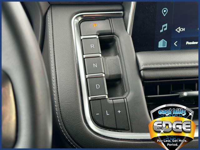 2023 Chevrolet Suburban Vehicle Photo in Roslyn, NY 11576