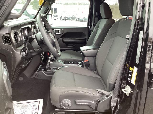 2023 Jeep Wrangler Vehicle Photo in Gardner, MA 01440