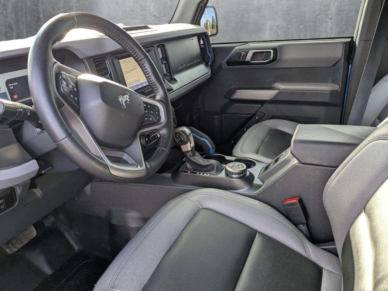 2023 Ford Bronco Vehicle Photo in LONE TREE, CO 80124-2750