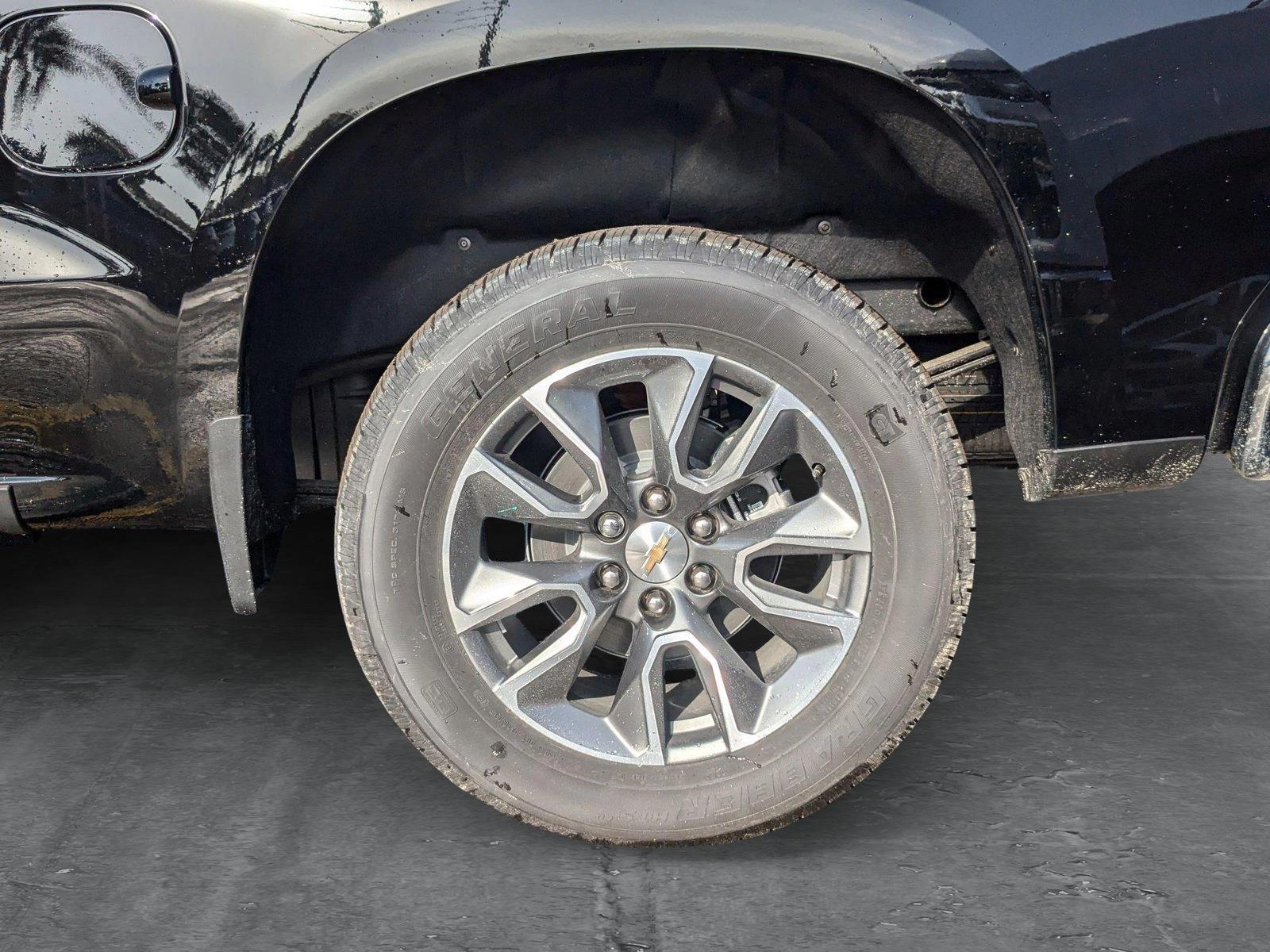 2025 Chevrolet Silverado 1500 Vehicle Photo in MIAMI, FL 33134-2699
