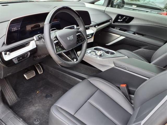 2025 Cadillac OPTIQ Vehicle Photo in TAMPA, FL 33612-3404