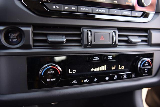 2025 Nissan Pathfinder Vehicle Photo in Ballwin, MO 63011