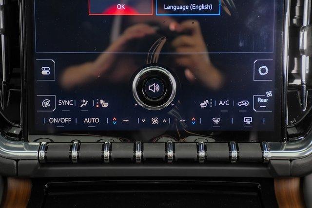 2025 GMC Yukon XL Vehicle Photo in PUYALLUP, WA 98371-4149