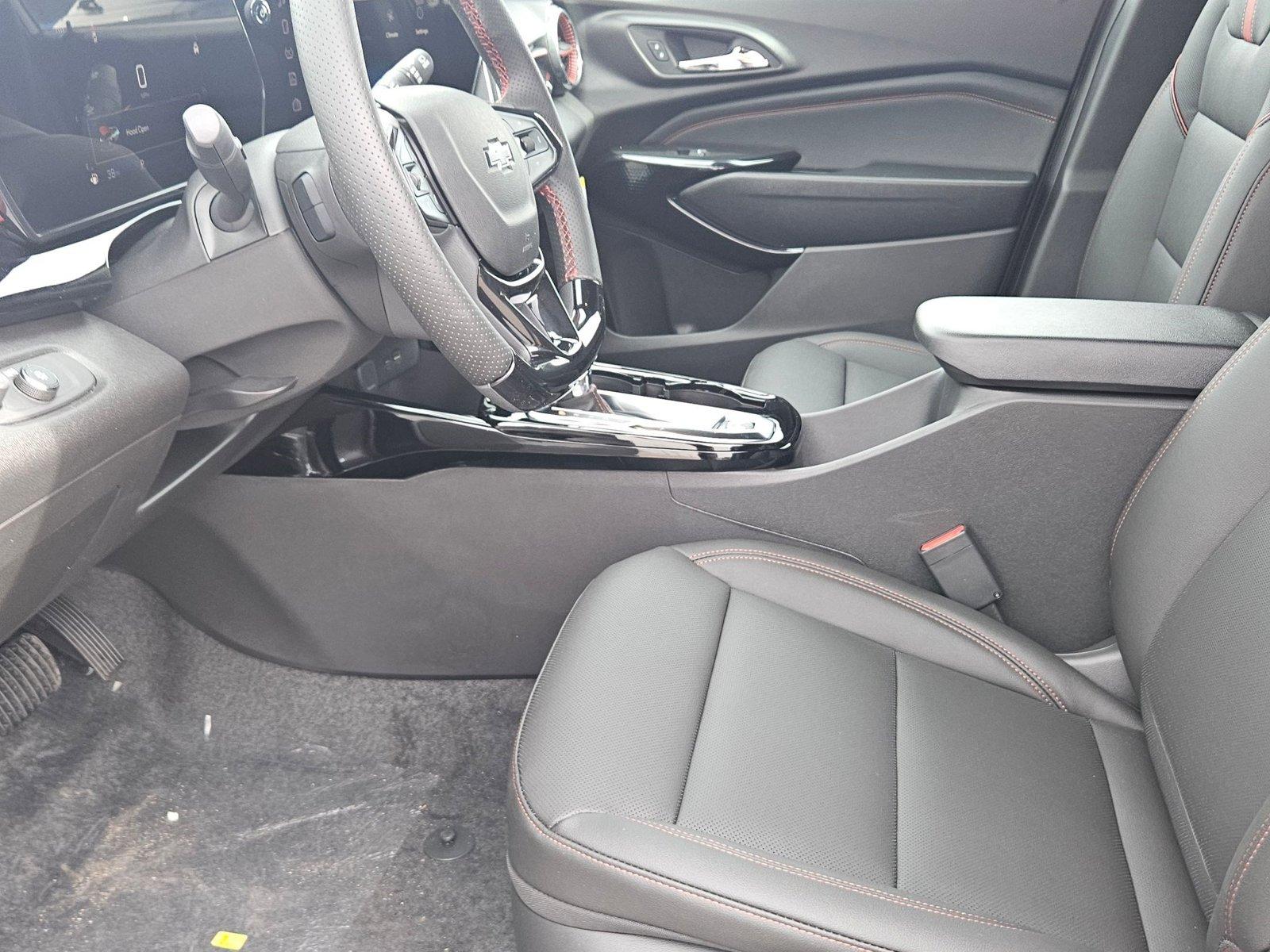 2025 Chevrolet Trax Vehicle Photo in PEORIA, AZ 85382-3715