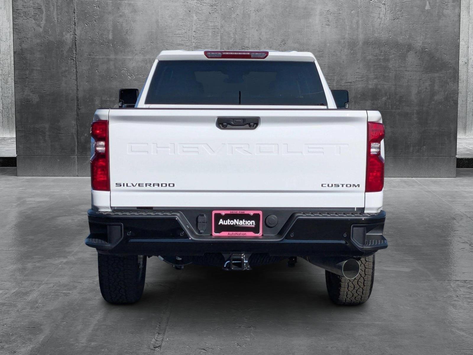2025 Chevrolet Silverado 2500 HD Vehicle Photo in VALENCIA, CA 91355-1705