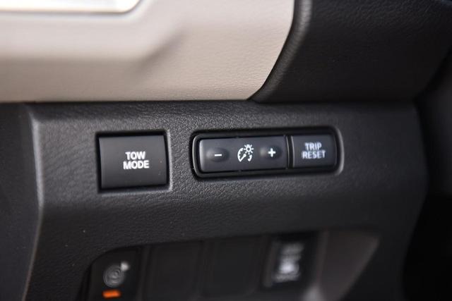 2025 Nissan Frontier Vehicle Photo in Ballwin, MO 63011