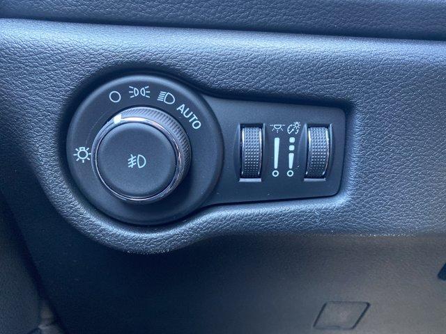 2025 Chrysler Pacifica Vehicle Photo in Doylsetown, PA 18901