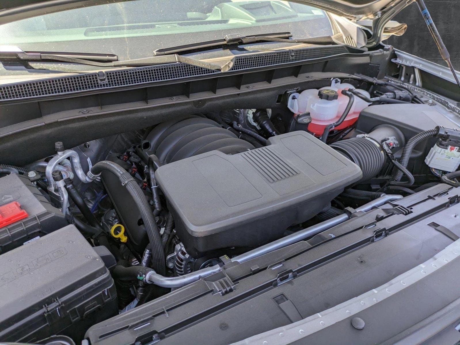 2025 Chevrolet Suburban Vehicle Photo in GILBERT, AZ 85297-0446