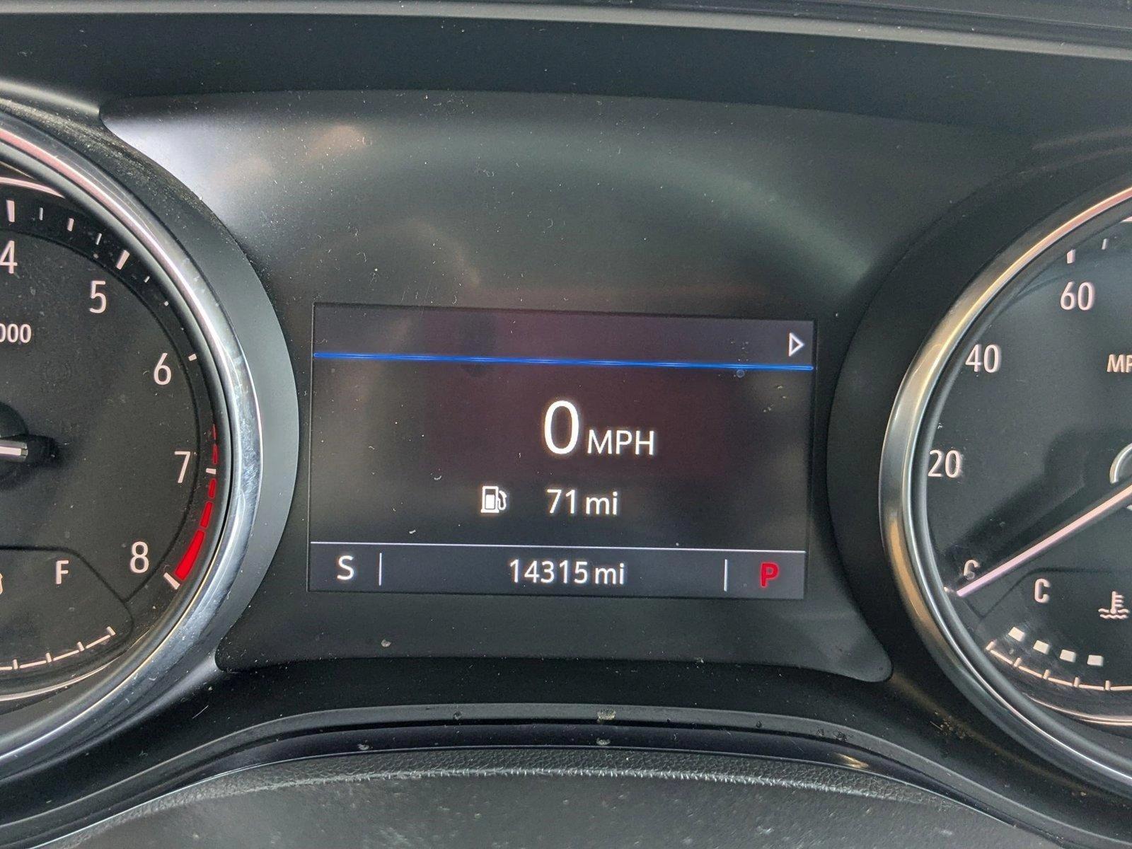 2021 Buick Encore GX Vehicle Photo in VALENCIA, CA 91355-1705