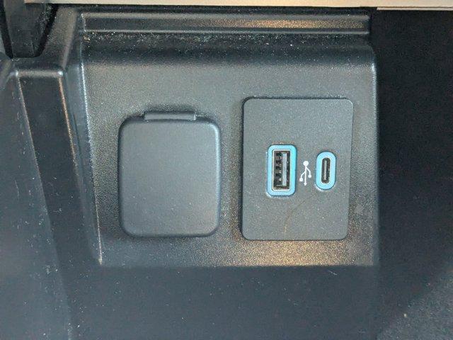 2022 Ford Explorer Vehicle Photo in BRUNSWICK, GA 31525-1881