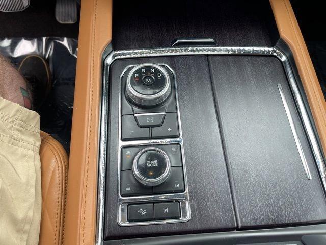 2023 Ford Expedition Max Vehicle Photo in MEDINA, OH 44256-9631