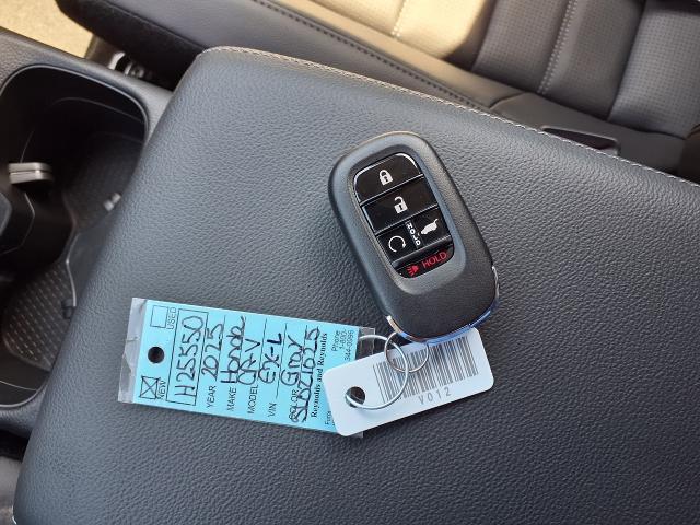 2025 Honda CR-V Vehicle Photo in Oshkosh, WI 54904