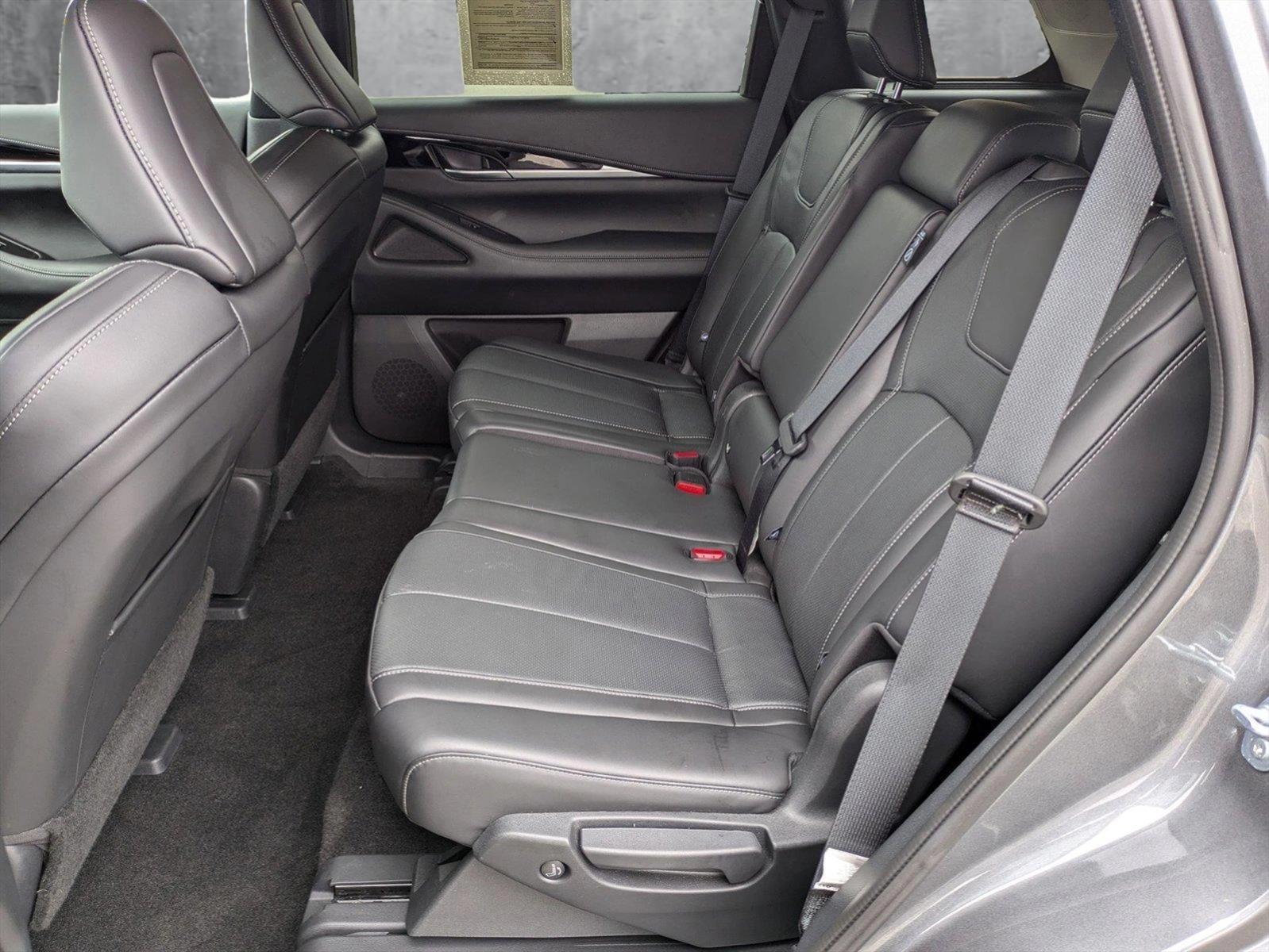 2025 INFINITI QX60 Vehicle Photo in Valencia, CA 91355-1794