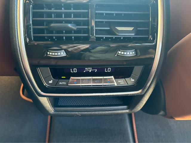 2025 BMW X7 ALPINA XB7 Vehicle Photo in Grapevine, TX 76051