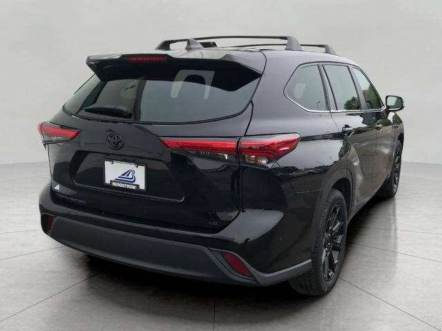 2023 Toyota Highlander Vehicle Photo in GREEN BAY, WI 54303-3330