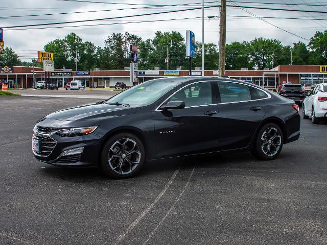 2022 Chevrolet Malibu Vehicle Photo in MADISON, IN 47250-1611