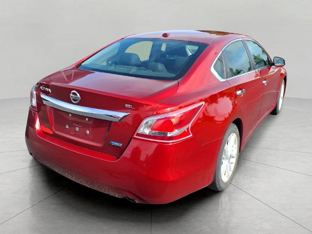 2013 Nissan Altima Vehicle Photo in Oshkosh, WI 54904