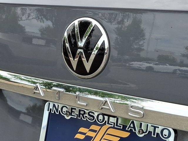 2022 Volkswagen Atlas Cross Sport Vehicle Photo in DANBURY, CT 06810-5034