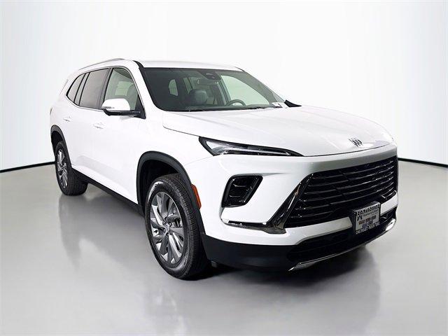 2025 Buick Enclave Vehicle Photo in PUYALLUP, WA 98371-4149
