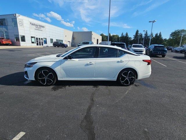 2024 Nissan Altima Vehicle Photo in Harrisburg, PA 17111-1033