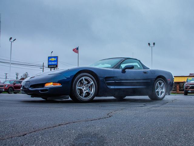 2000 Chevrolet Corvette Vehicle Photo in MADISON, IN 47250-1611