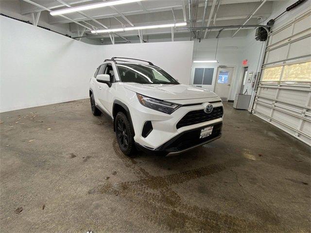 2022 Toyota RAV4 Vehicle Photo in PORTLAND, OR 97225-3518