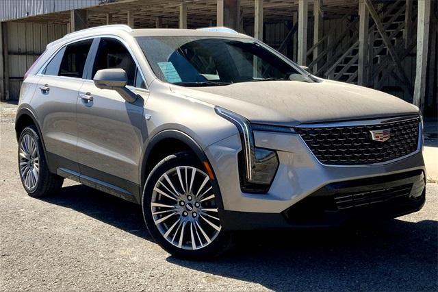 2025 Cadillac XT4 Vehicle Photo in KANSAS CITY, MO 64114-4545