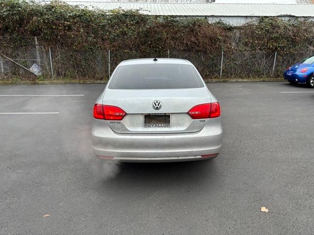 2013 Volkswagen Jetta Sedan Vehicle Photo in Puyallup, WA 98371