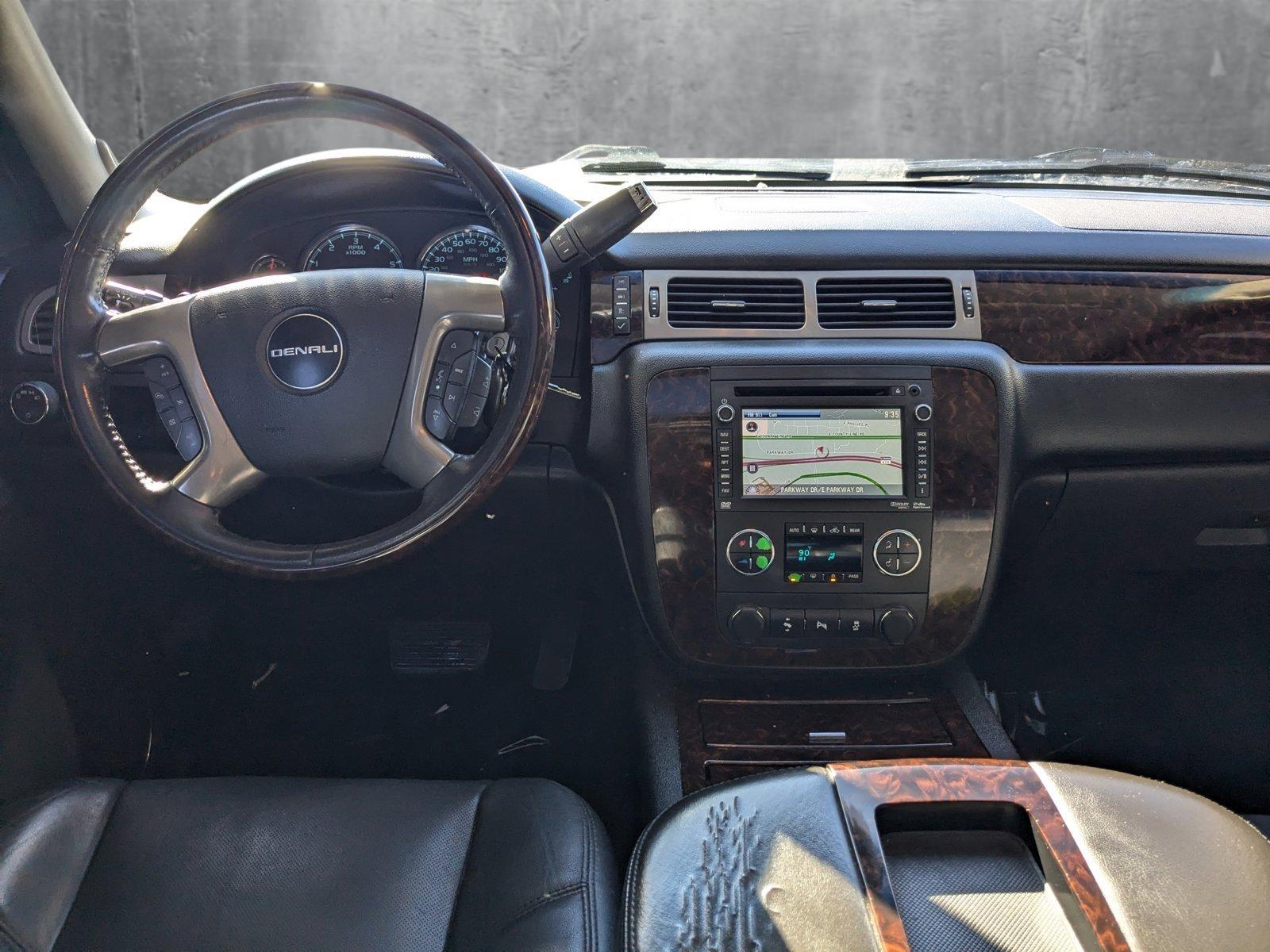 2013 GMC Yukon Vehicle Photo in LONE TREE, CO 80124-2750