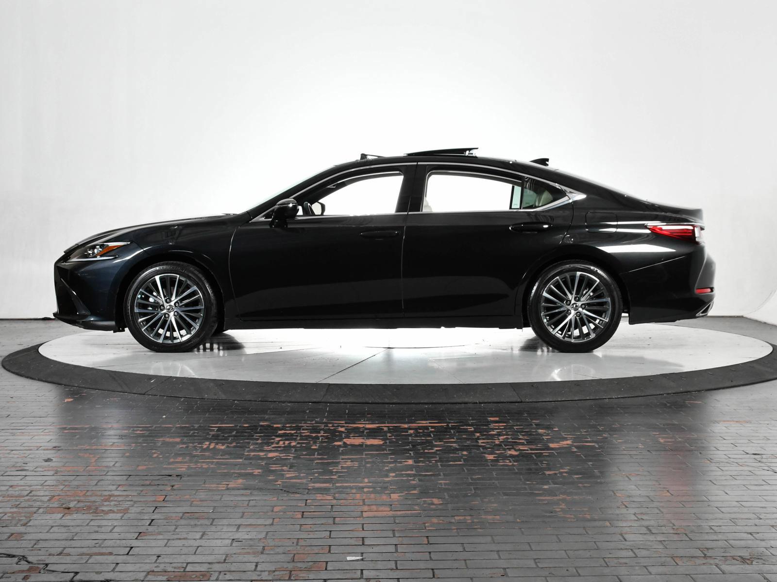 2022 Lexus ES 350 Vehicle Photo in DALLAS, TX 75235