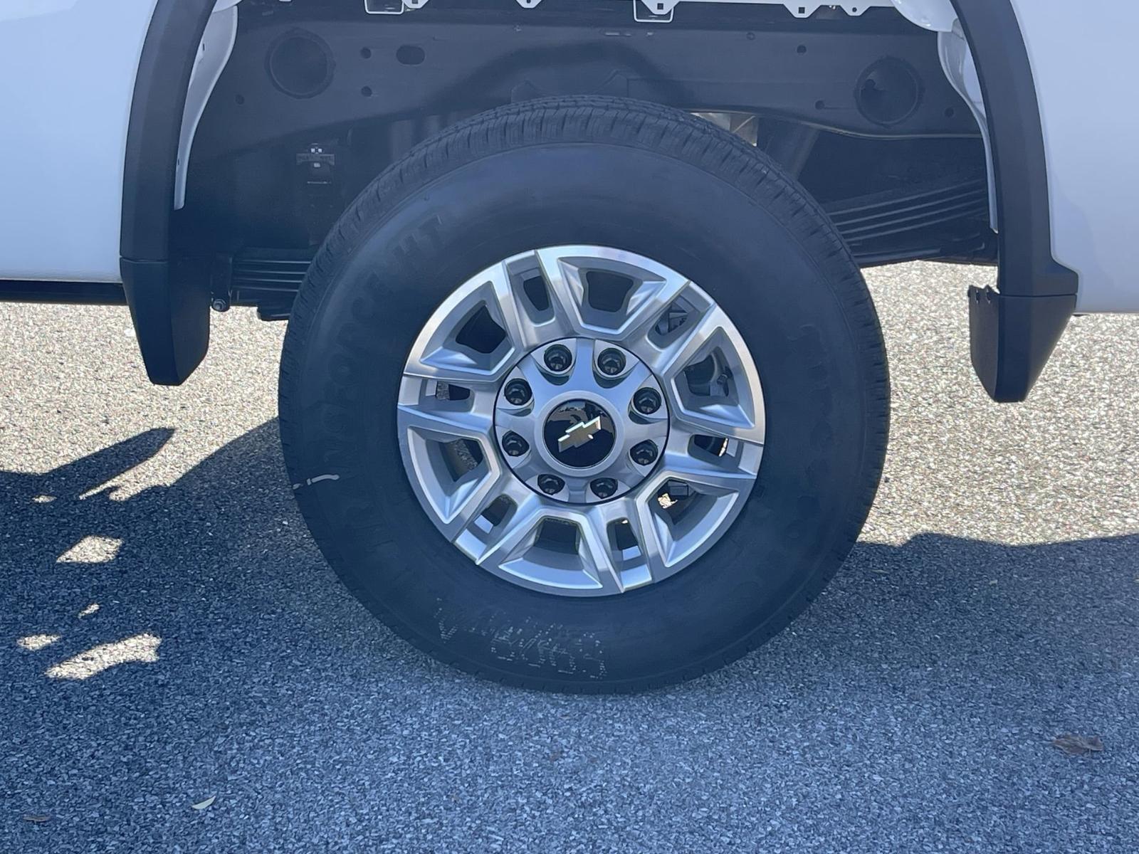 2025 Chevrolet Silverado 2500 HD Vehicle Photo in BENTONVILLE, AR 72712-4322