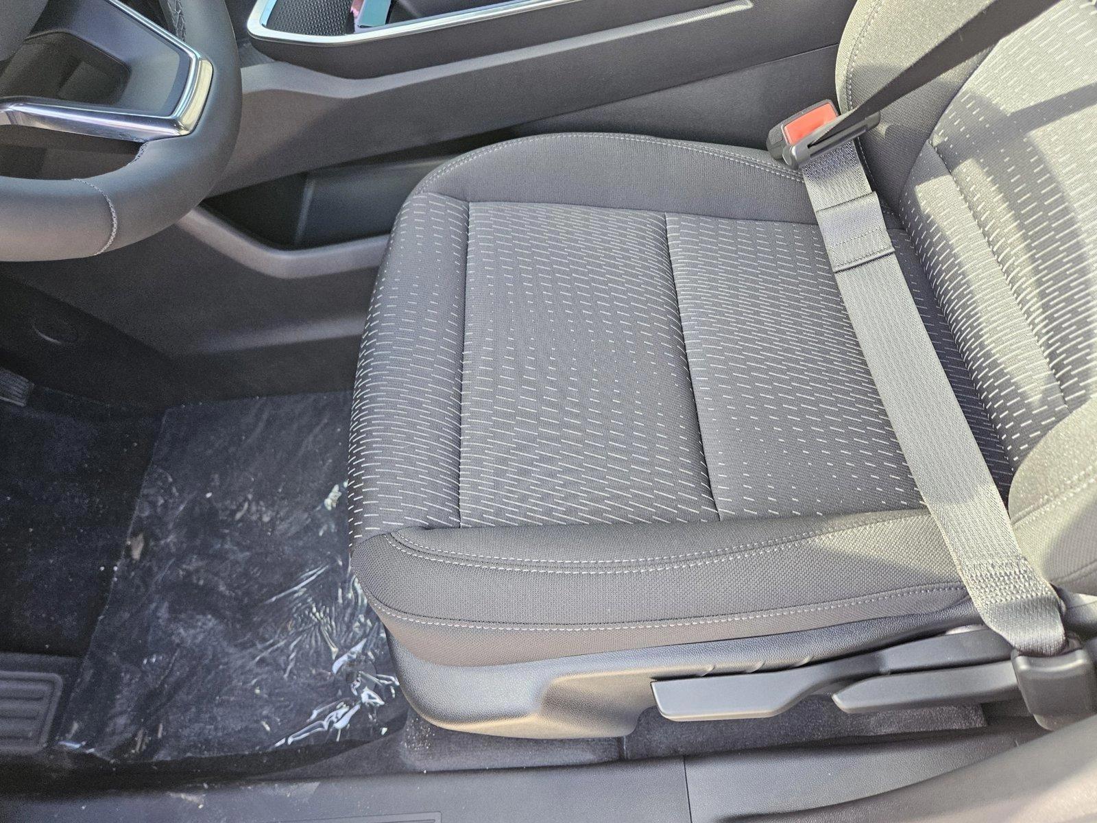 2025 Chevrolet Equinox Vehicle Photo in NORTH RICHLAND HILLS, TX 76180-7199