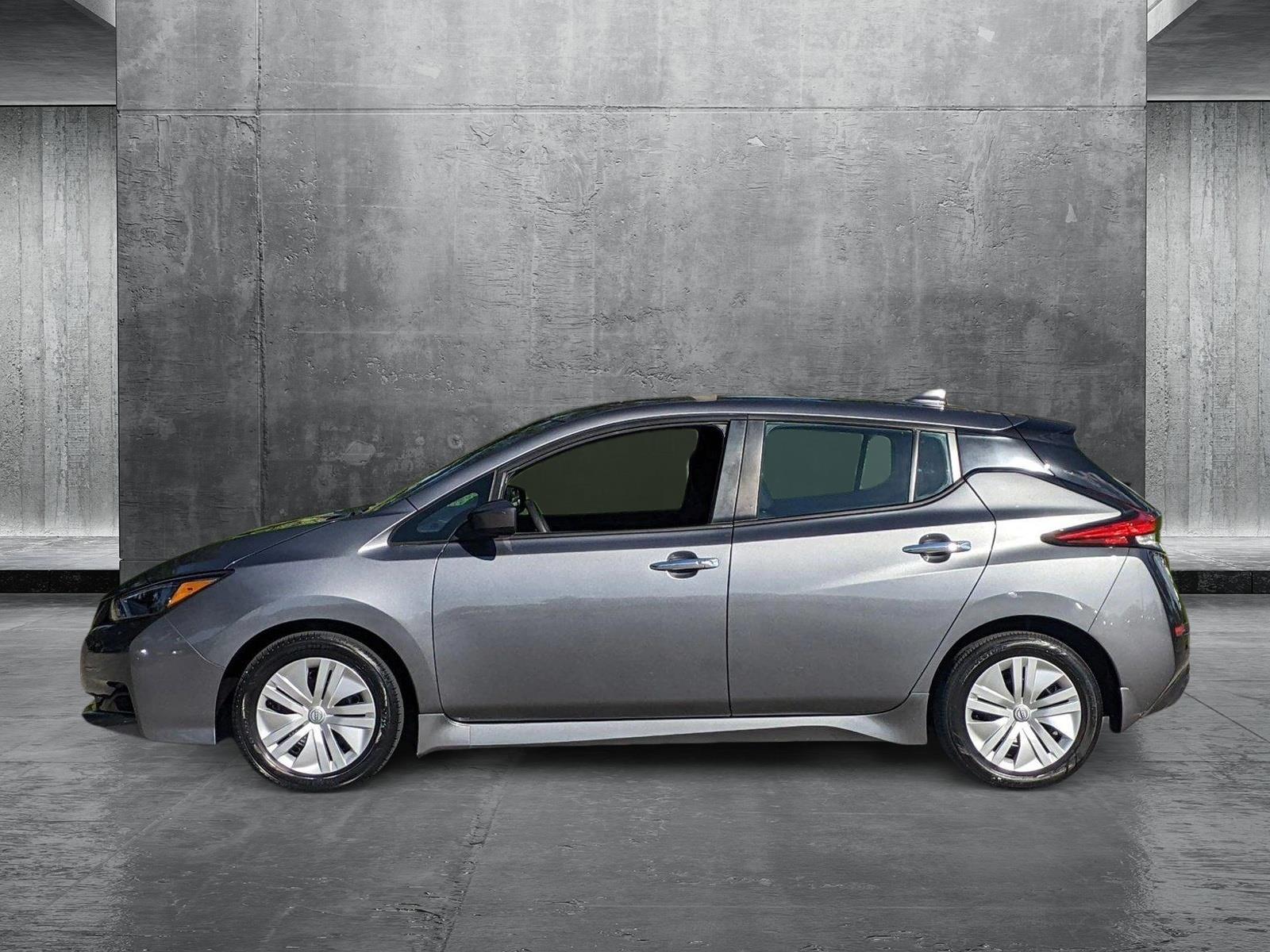 2023 Nissan LEAF Vehicle Photo in Pembroke Pines , FL 33084