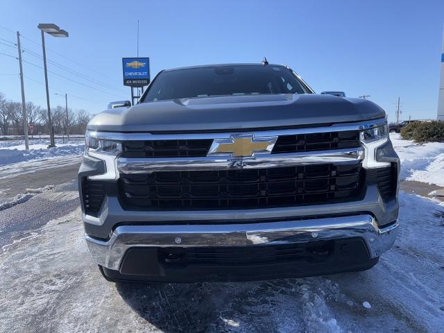 2025 Chevrolet Silverado 1500 Vehicle Photo in MANHATTAN, KS 66502-5036