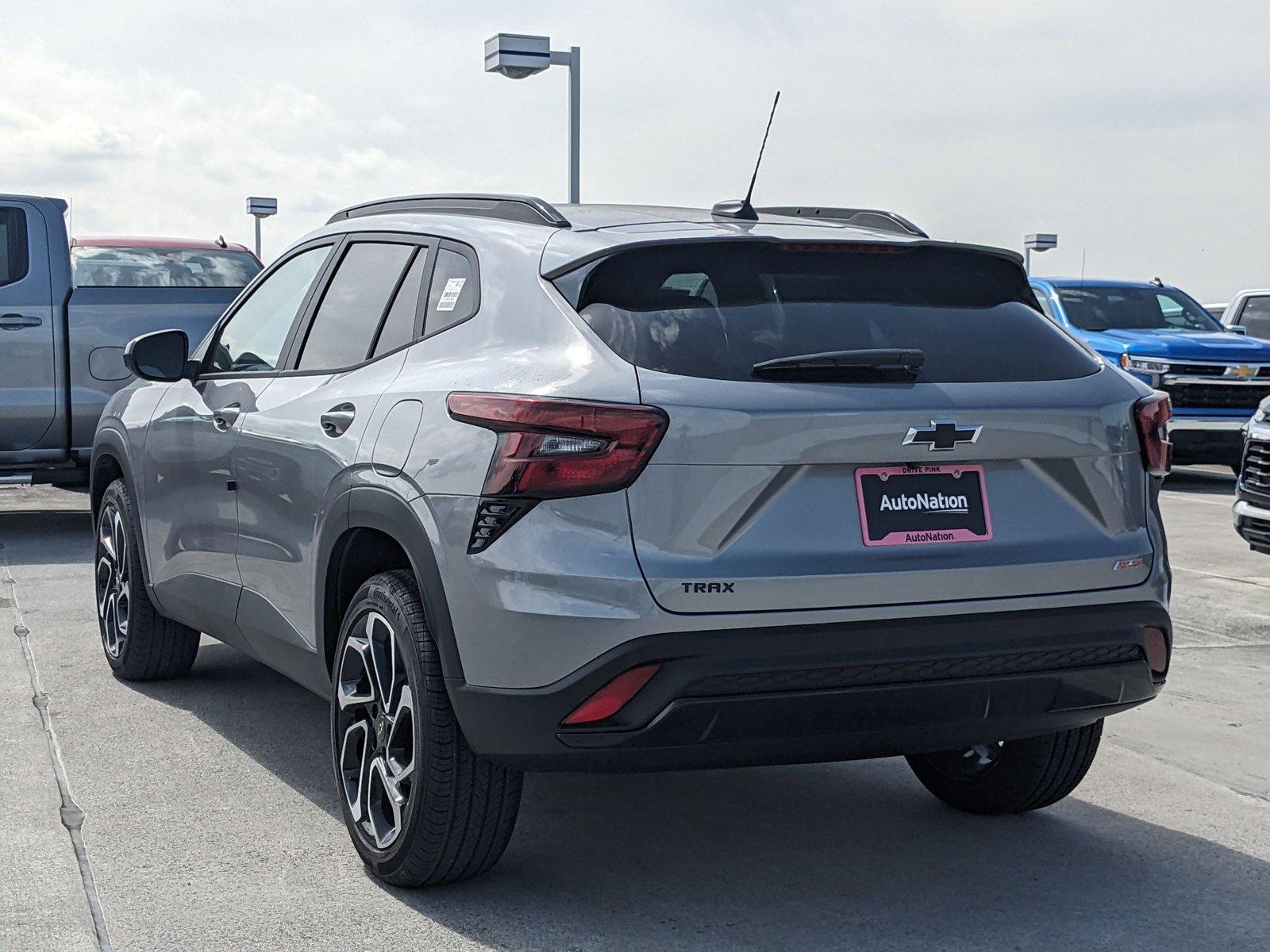 2025 Chevrolet Trax Vehicle Photo in PEMBROKE PINES, FL 33024-6534