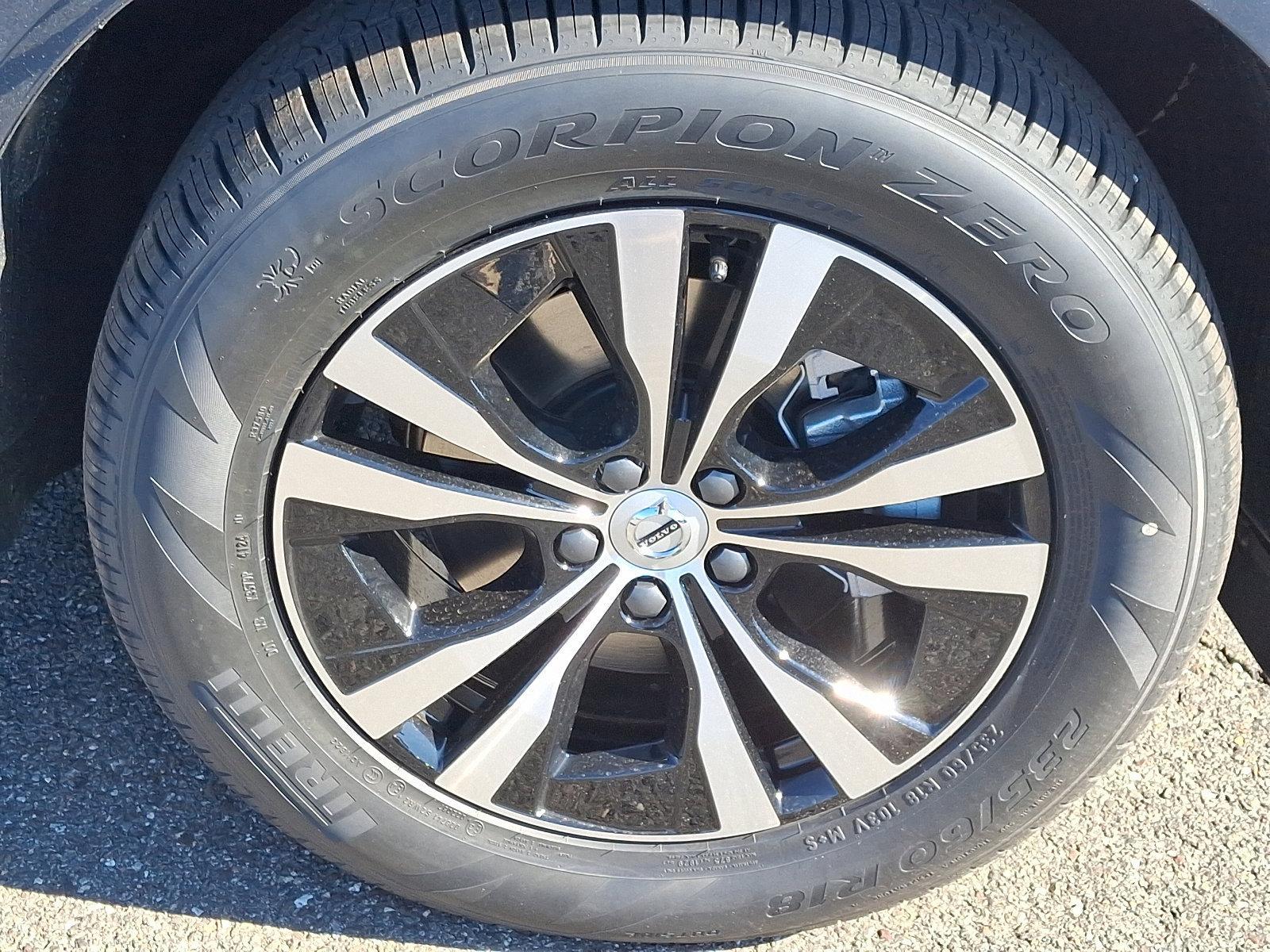 2025 Volvo XC60 Vehicle Photo in Trevose, PA 19053