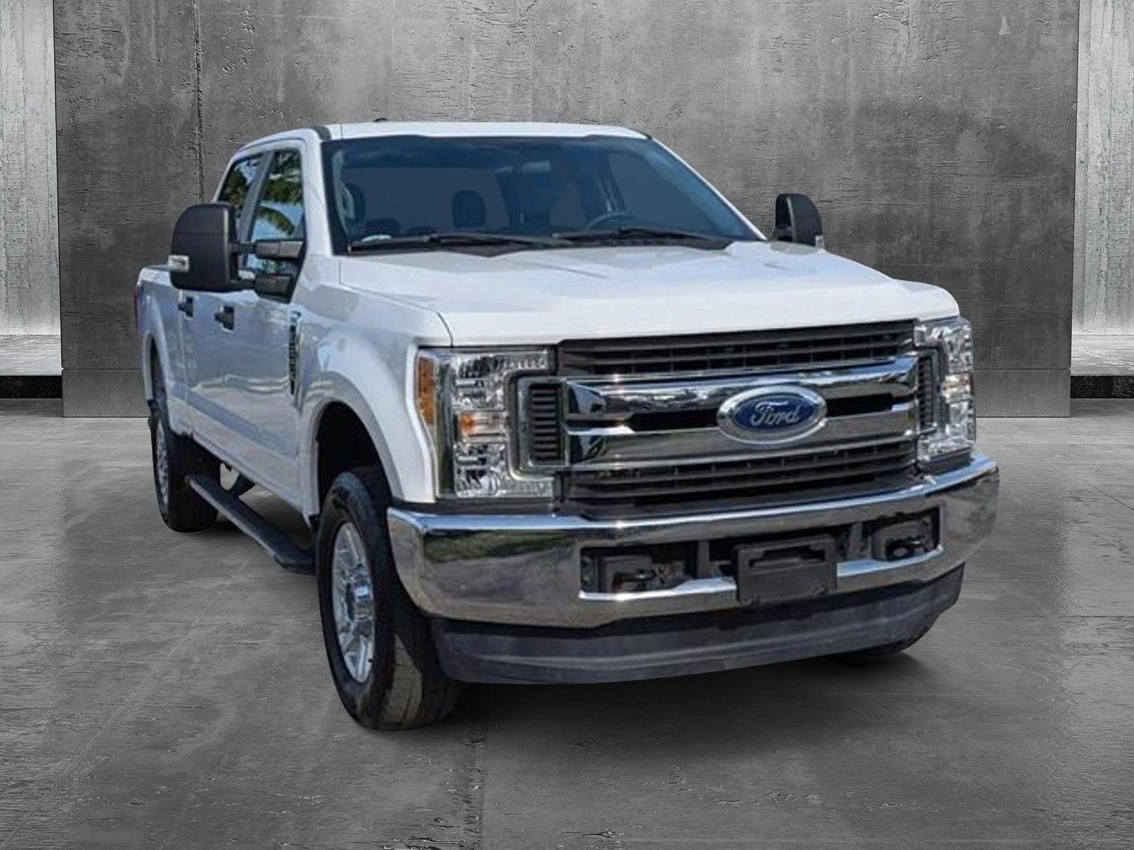 2017 Ford Super Duty F-250 SRW Vehicle Photo in Clearwater, FL 33761