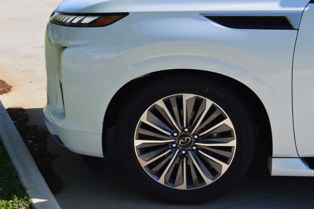 2025 INFINITI QX80 Vehicle Photo in Houston, TX 77090