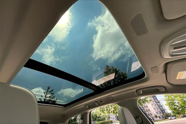 2025 Volvo XC60 Vehicle Photo in Houston, TX 77007